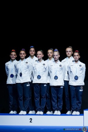 ag ad podio sfe08837 copia simone ferraro ph